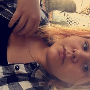 Meet your Posher, Antonia